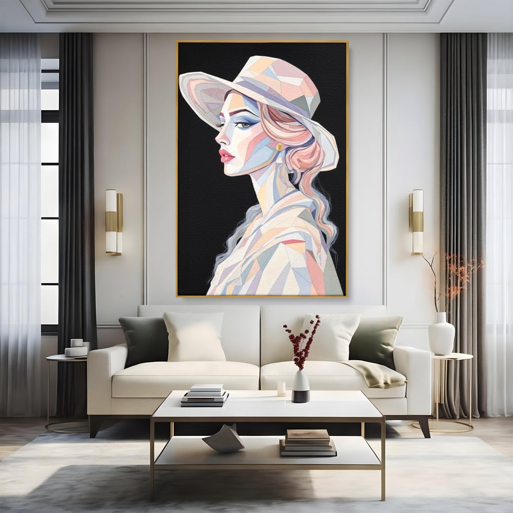 Tablou canvas cu tablou canvas cu femeie in stil cubist, in rama de aluminiu auriu, pe perete intr-un living